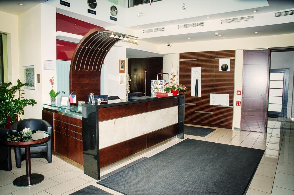 Hotel U Zvonu Pilzno Zewnętrze zdjęcie