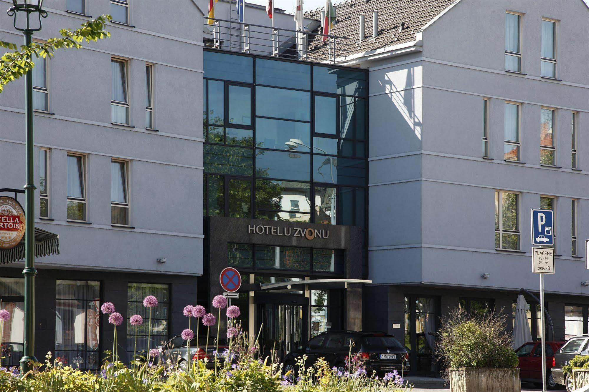 Hotel U Zvonu Pilzno Zewnętrze zdjęcie